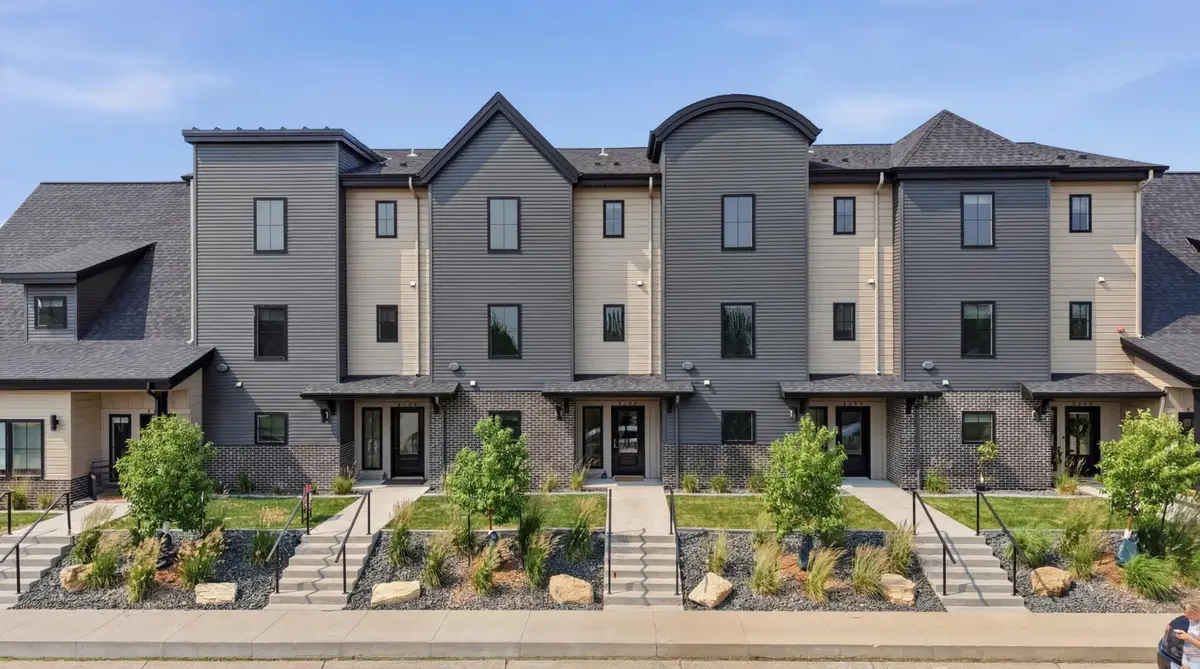 4160 Arthur Drive S, Fargo, ND 58104 - #1