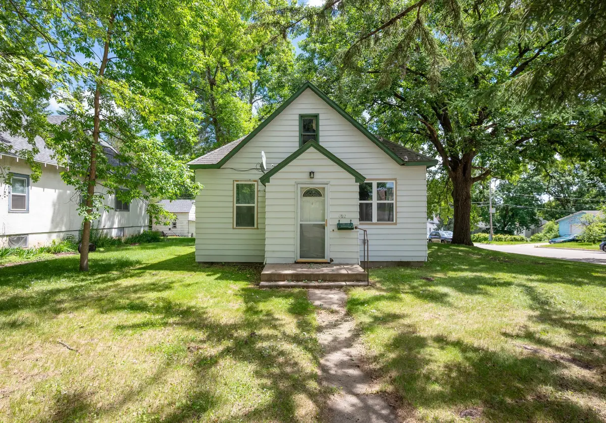 402 7th Street Ne, Staples, MN 56479 - #1