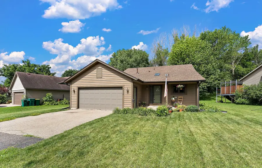 7775 Grinnell Way, Lakeville, MN 55044 - #2