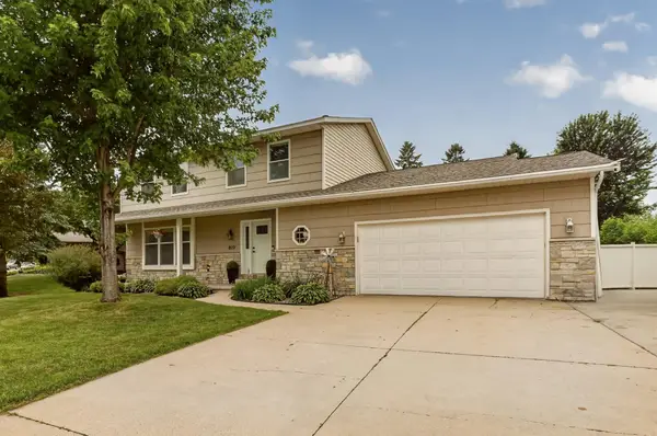 819 3 1/2 Avenue Nw, Byron, MN 55920