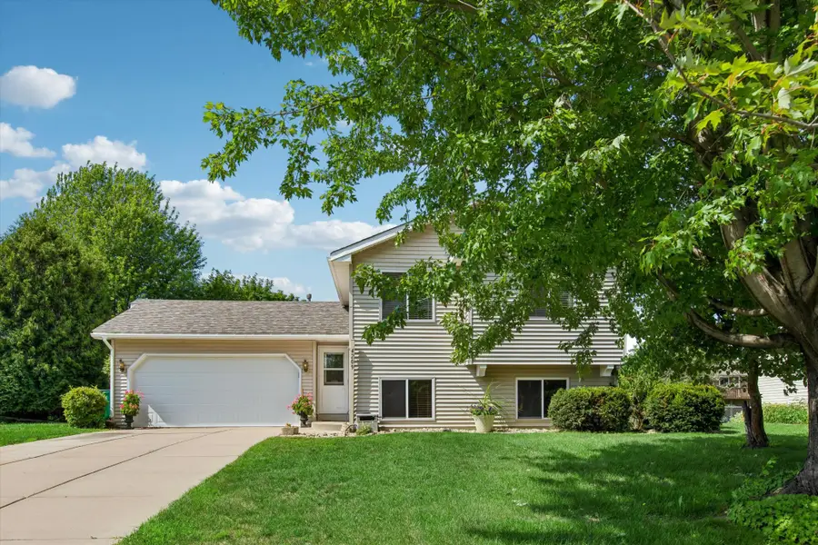 4209 Braddock Trail, Eagan, MN 55123 - #2