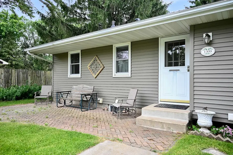 1309 Wincrest Drive, Winona, MN 55987 - #2