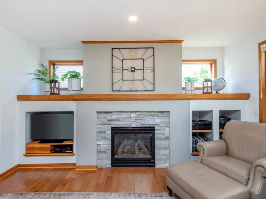 814 New Century Boulevard S, Maplewood, MN 55119 - #3