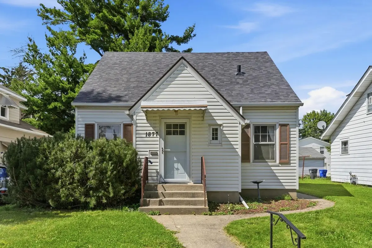 1877 Lacrosse Avenue, Saint Paul, MN 55119 - #1