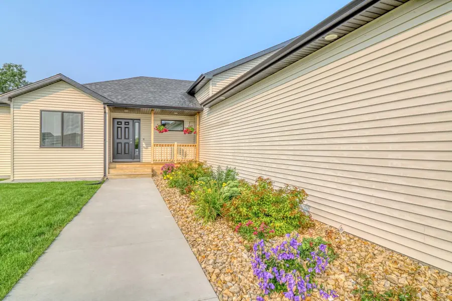 6779 Ashwood Loop S, Fargo, ND 58104 - #3