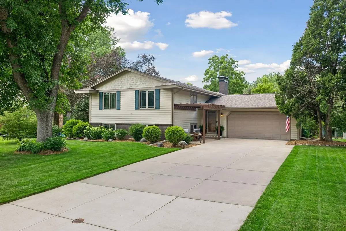 6328 Limerick Lane, Edina, MN 55439 - #1