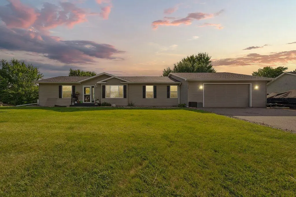 228 Plum Run, Le Sueur, MN 56058 - #1