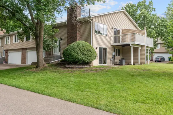 4656 Ridge Cliff Drive, Eagan, MN 55122