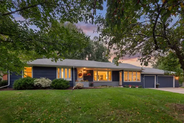 9840 Brookside Avenue S, Bloomington, MN 55431