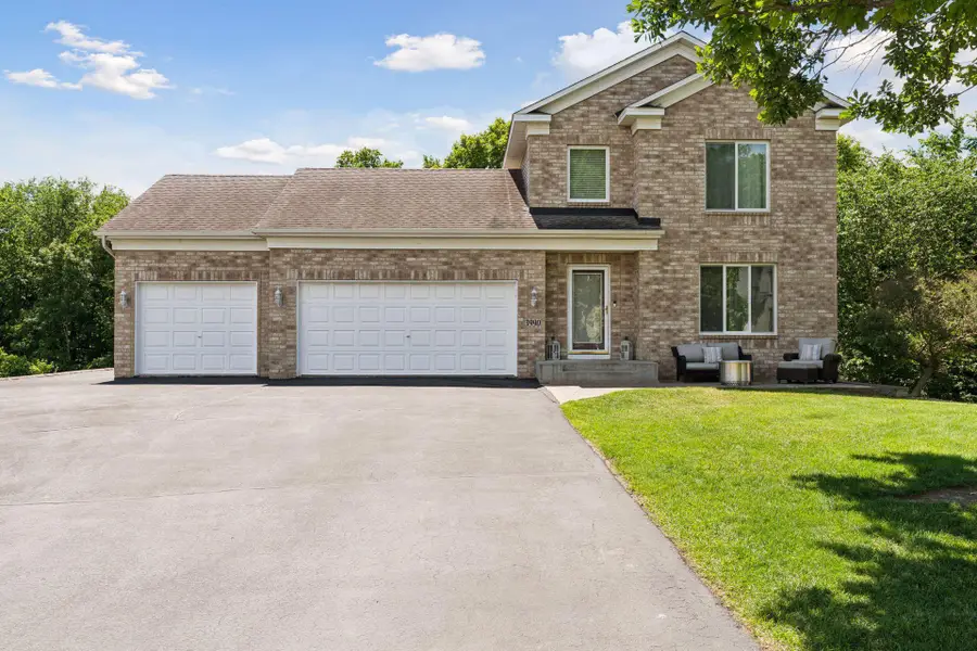 3990 Forest Court, Saint Bonifacius, MN 55375 - #2