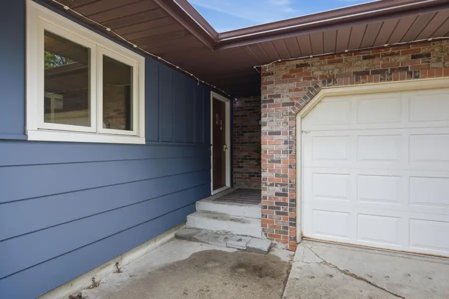 2844 Hickory Street N, Fargo, ND 58102 - #3