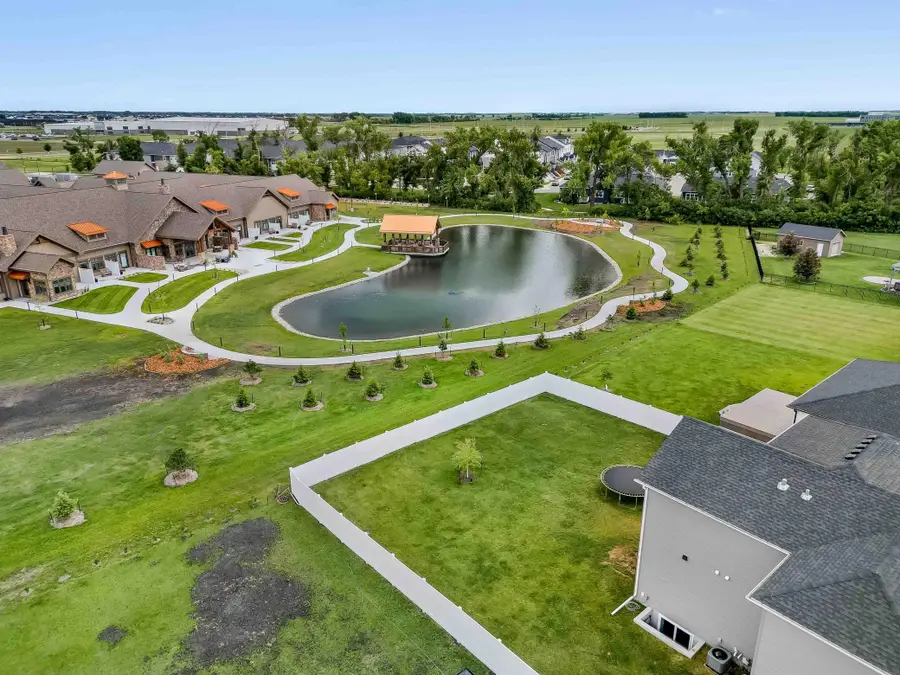 4212 Pine Parkway S, Fargo, ND 58104 - #3