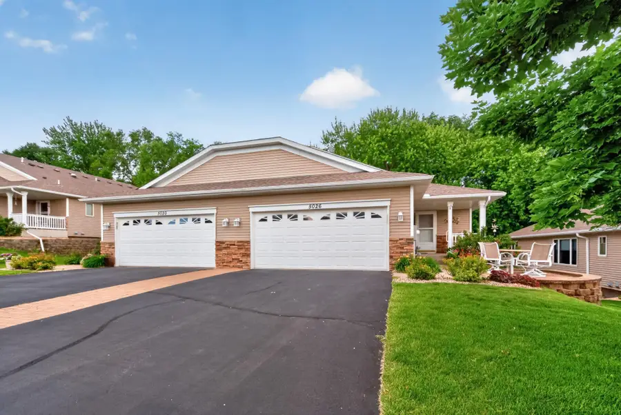 5026 Grenadier Avenue N, Oakdale, MN 55128 - #3