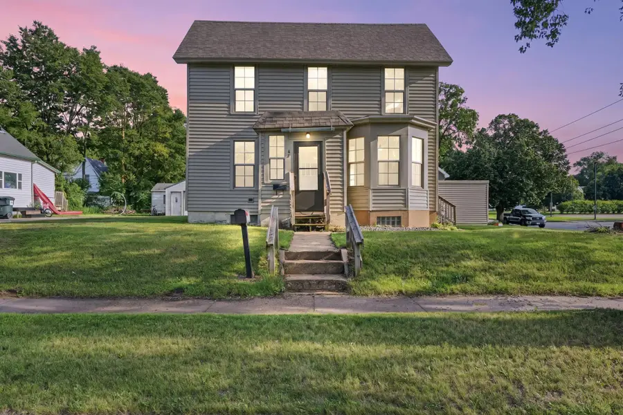 637 Lake Street, Eau Claire, WI 54703 - #2