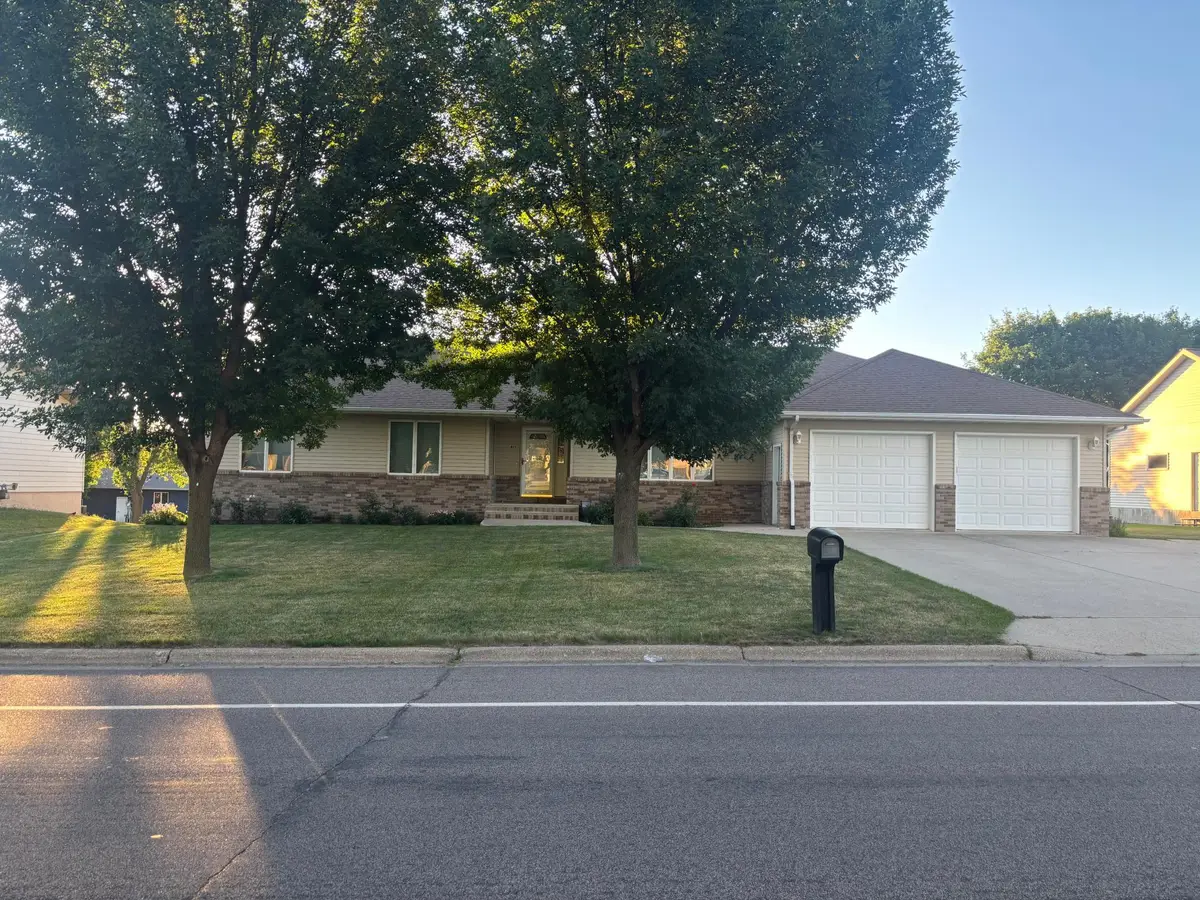 401 S Bruce Street S, Marshall, MN 56258 - #1