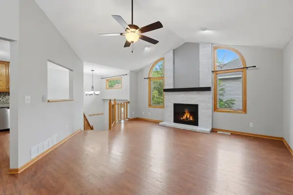 17609 Lorence Way, Eden Prairie, MN 55346