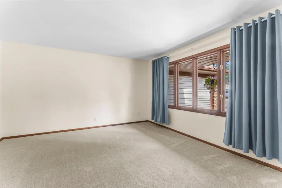 8654 Janero Avenue S, Cottage Grove, MN 55016 - #3
