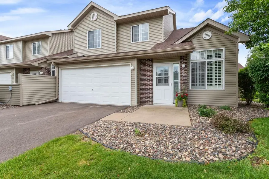 2440 Oakridge Circle, Hudson, WI 54016 - #2