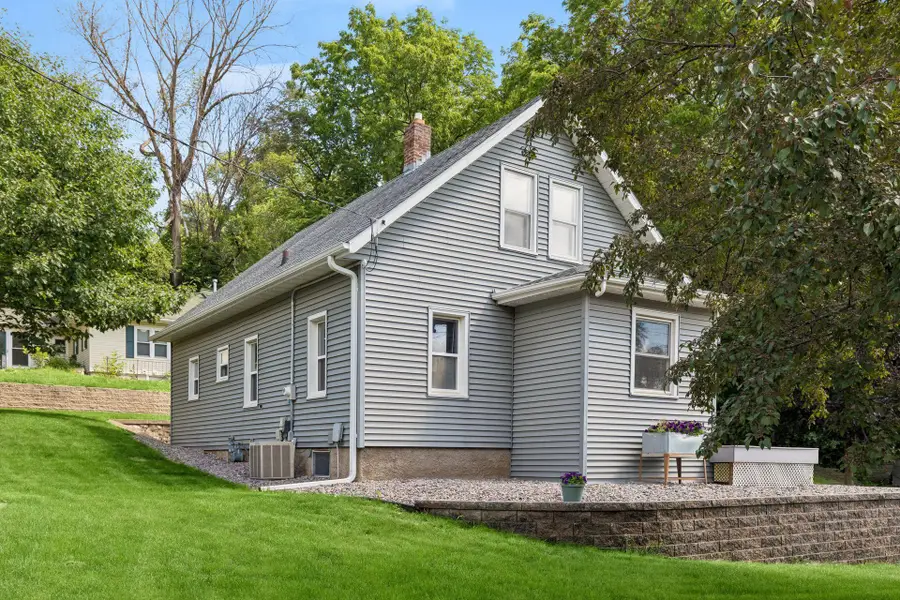 520 Hawthorn Street, Red Wing, MN 55066 - #2