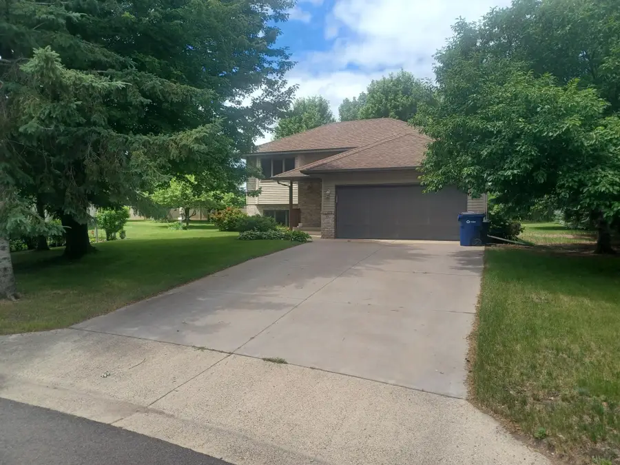 39 Fairfield Lane, Saint Cloud, MN 56303 - #2