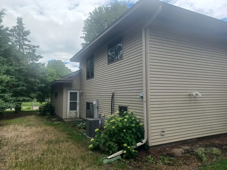 39 Fairfield Lane, Saint Cloud, MN 56303 - #3