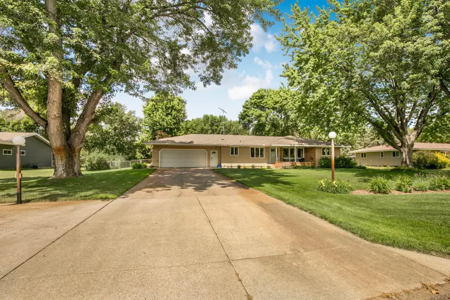 1021 Bromo Avenue, Saint Cloud, MN 56303 - #2