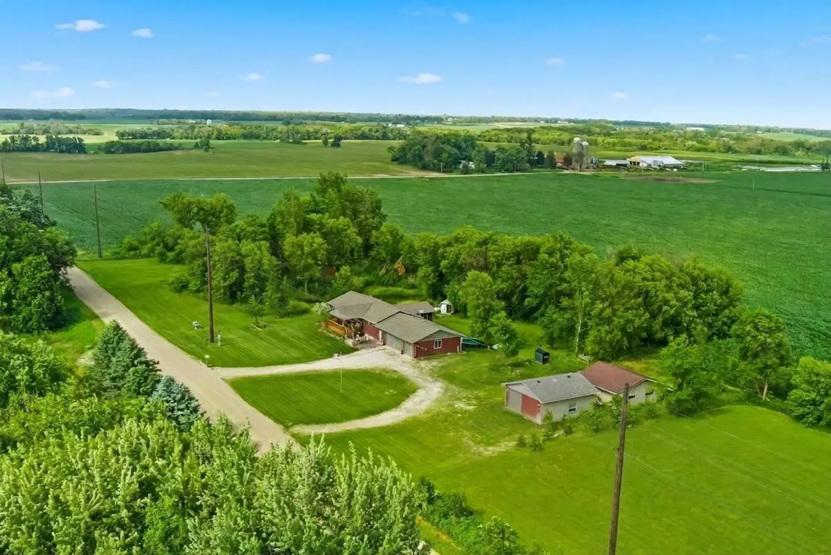 5037 22nd Avenue Sw, Owatonna, MN 55060 - #1