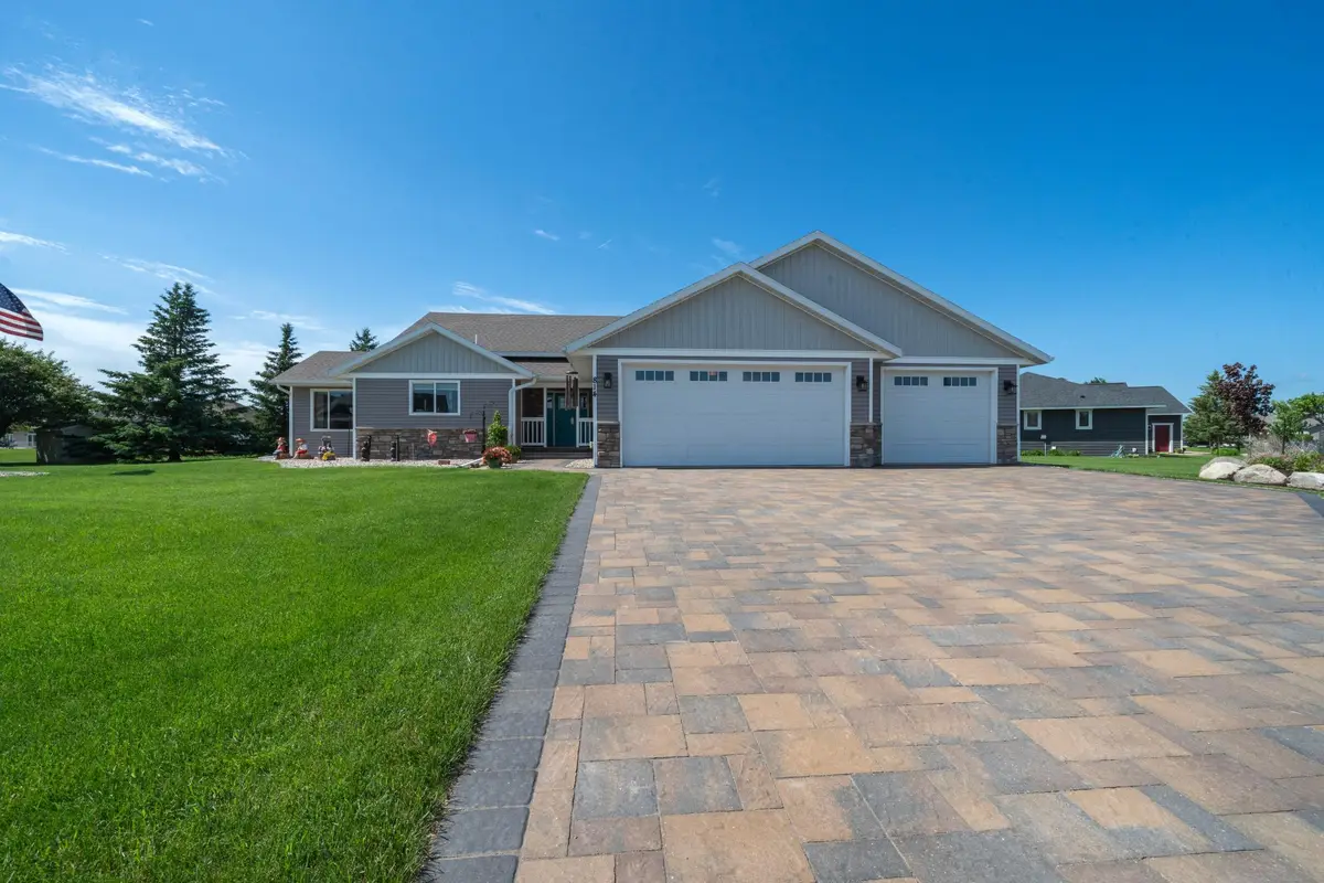 814 Curt Felt Drive, Alexandria, MN 56308 - #1