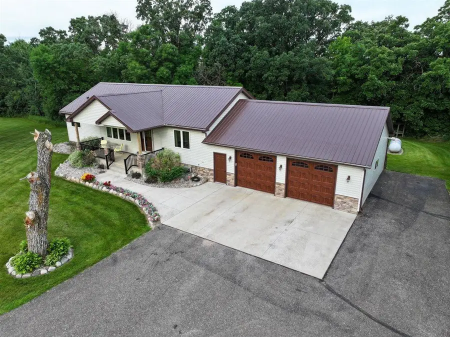 4700 Rural Oaks Drive Se, Alexandria, MN 56308 - #2