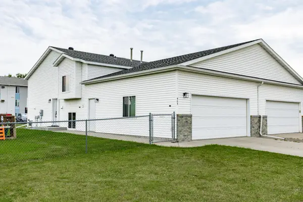 905 11th Street W, West Fargo, ND 58078