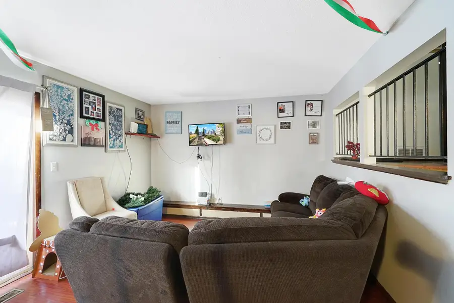 8129 Yates Avenue N, Brooklyn Park, MN 55443 - #3