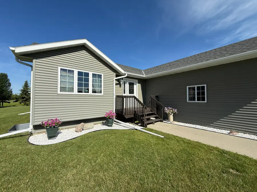 1215 Wendt Drive, Thief River Falls, MN 56701 - #2