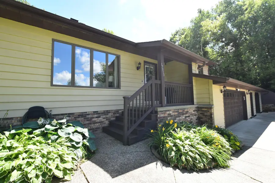 17910 Wedgewood Drive, Zumbrota, MN 55992 - #3