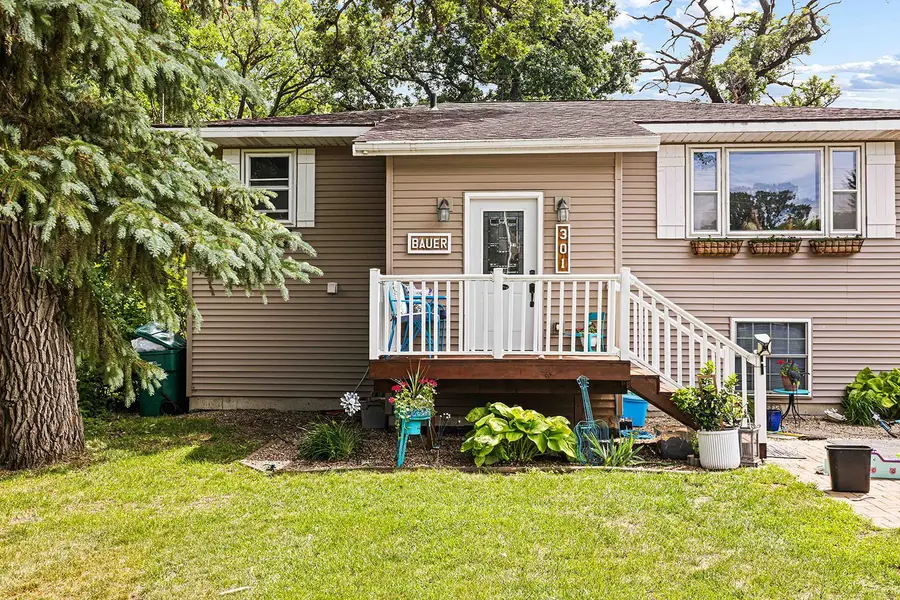 301 Wall Avenue, Horace, ND 58047 - #2