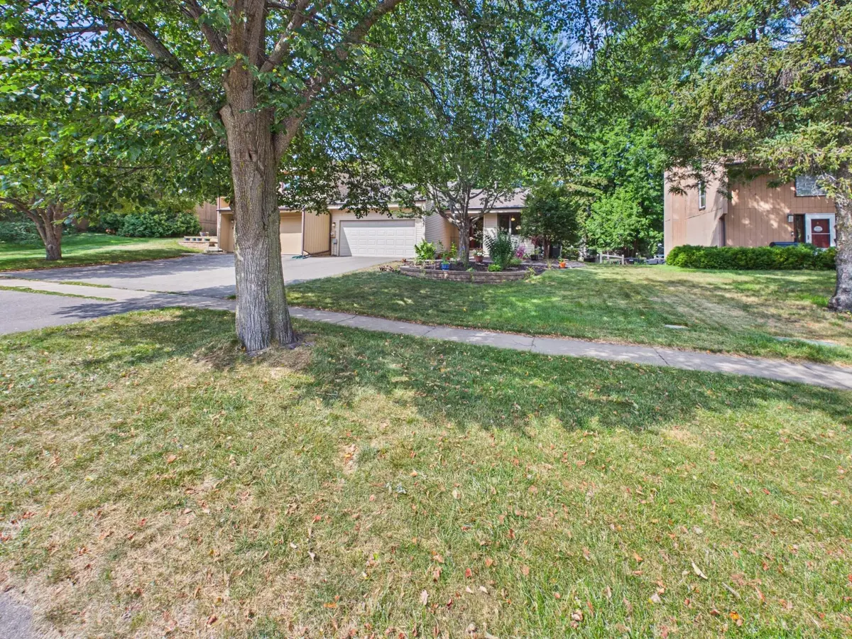 14387 Embry Path, Apple Valley, MN 55124 - #1