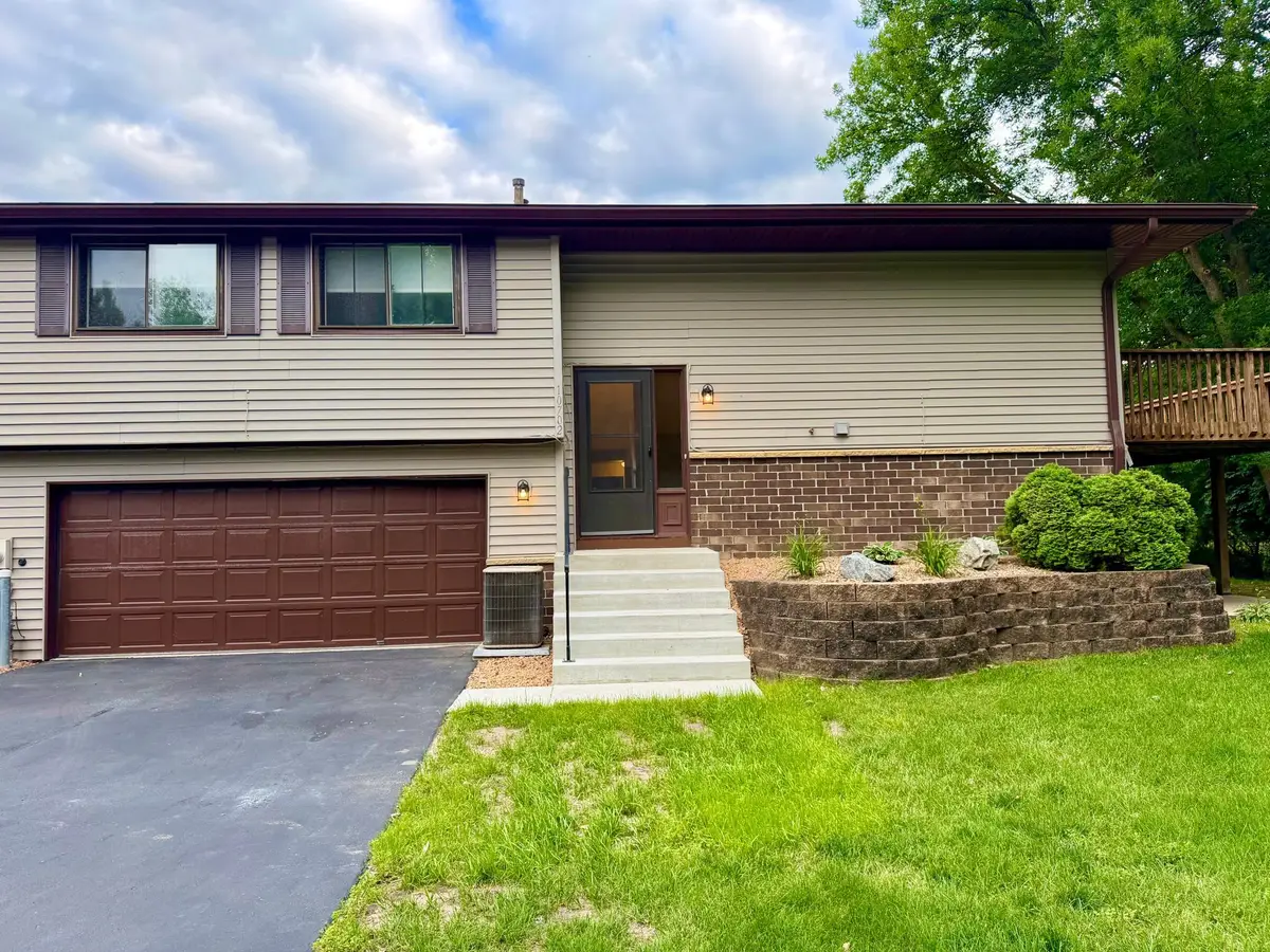 10702 Cavell Road, Bloomington, MN 55438 - #1