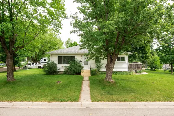 515 15th Avenue W, Alexandria, MN 56308