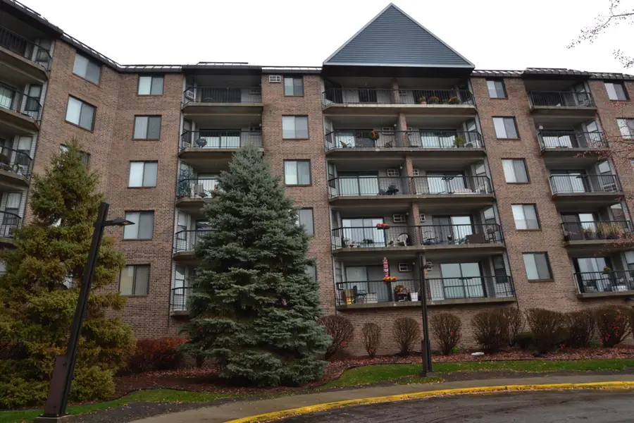 2601 Kenzie Terrace #429, Saint Anthony, MN 55418 - #3
