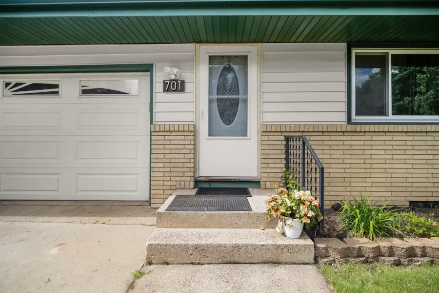 701 Ballantyne Lane Ne, Spring Lake Park, MN 55432 - #2
