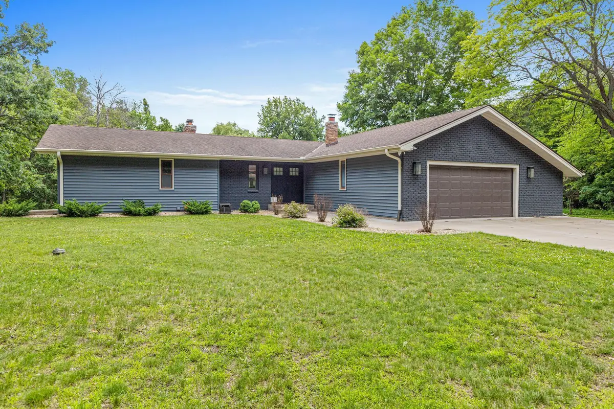 11725 247th Avenue Nw, Zimmerman, MN 55398 - #1