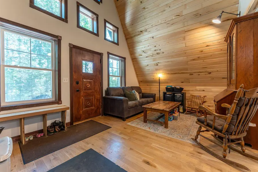 1728 Maple St, Ely, MN 55731 - #3