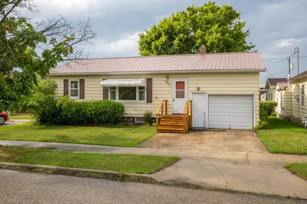 202 Pleasant Avenue Sw, Twin Valley, MN 56584