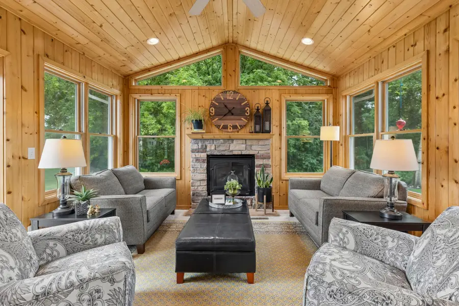 2609 91st Crescent N, Brooklyn Park, MN 55443 - #2