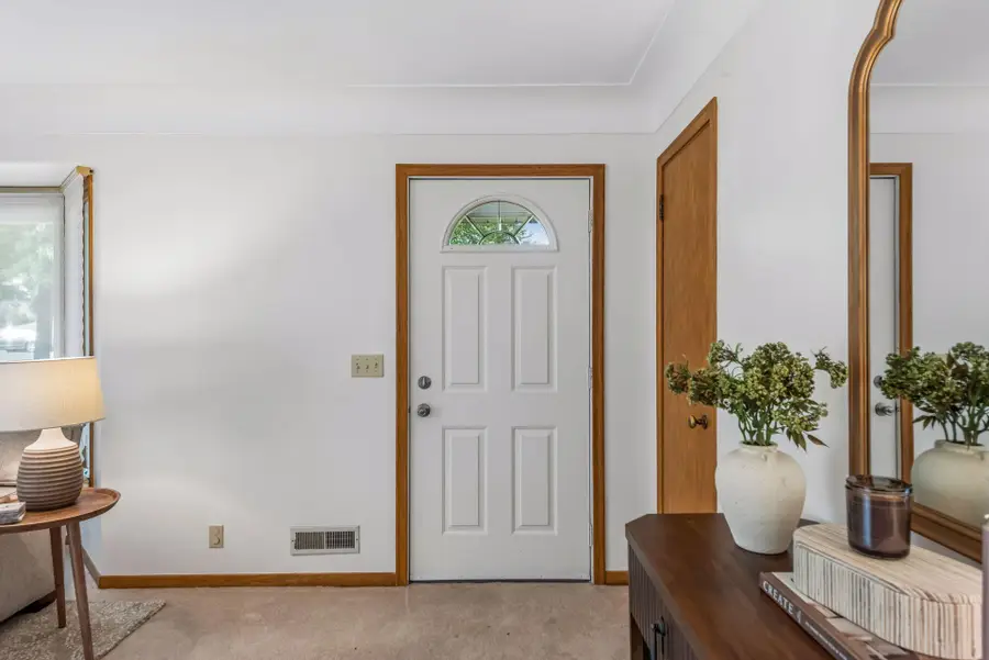 512 Mission Road W, Bloomington, MN 55420 - #3