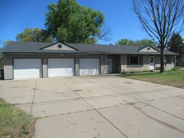 5601 Aldrich Avenue N, Brooklyn Center, MN 55430