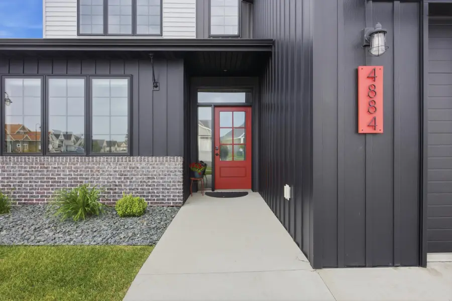 4884 Bluebell Loop S, Fargo, ND 58104 - #3