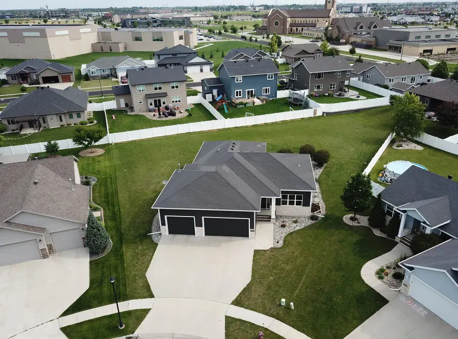 2943 6th Street E, West Fargo, ND 58078 - #2