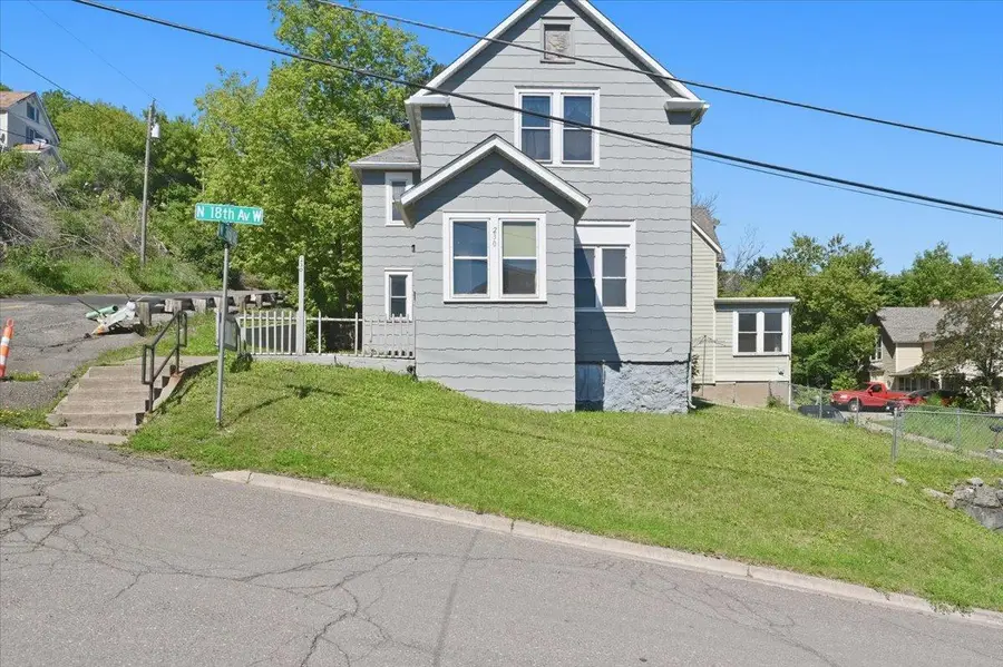 230 N 18th Avenue W, Duluth, MN 55806 - #2