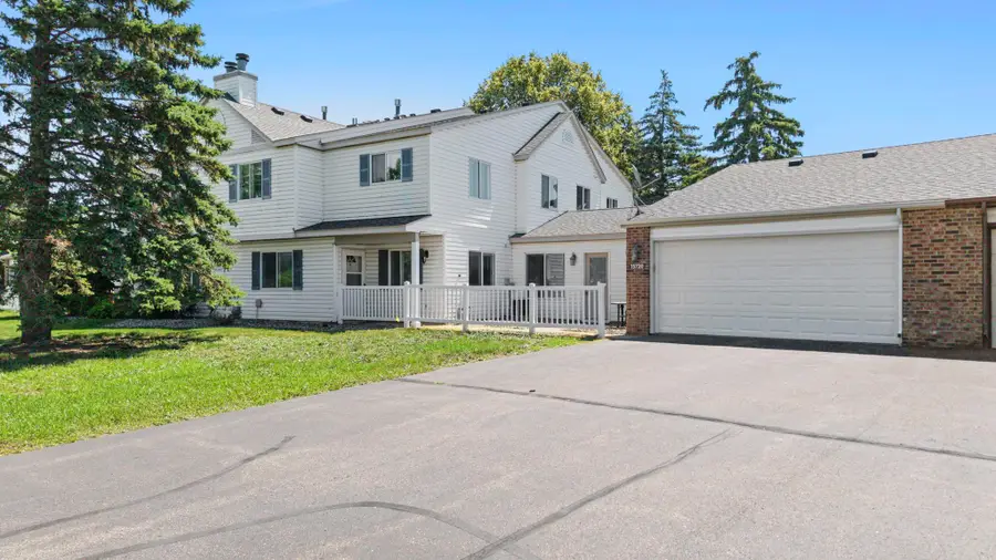 15720 Griffon Path, Apple Valley, MN 55124 - #2