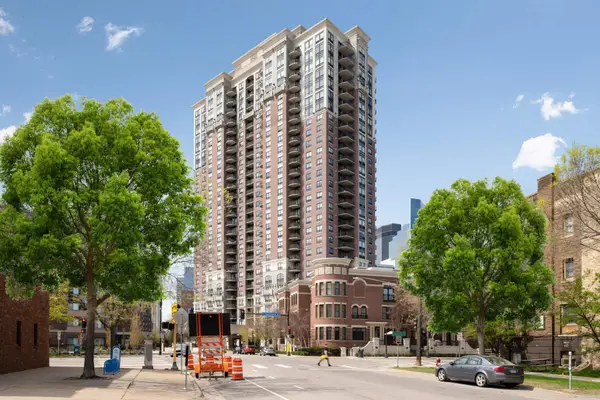 500 E Grant Street #407, Minneapolis, MN 55404